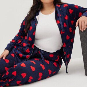 SET! Velour Long Sleeve Zip Lounge Hoodie (3) and matching pants (2)